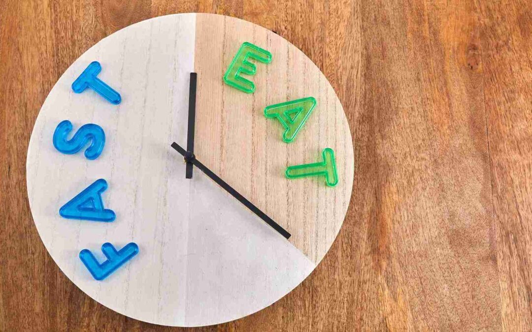 Intermittent Fasting Decoded: Exploring the Science and Benefits