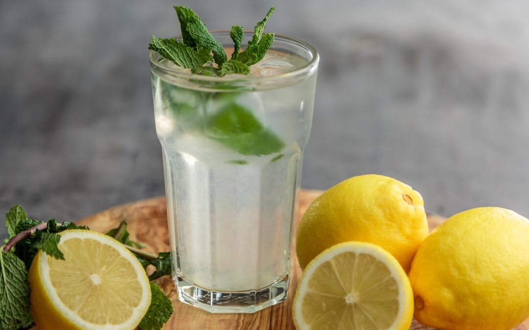 Unraveling the Lemon Water Craze: Separating Fact from Fiction in Weight Loss